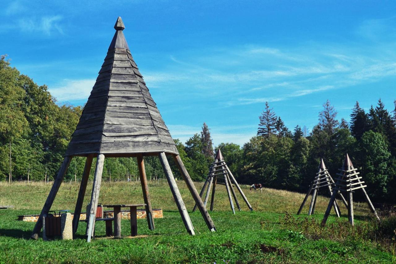 Chatova Osada Na Skalkach Nový Jičín 외부 사진